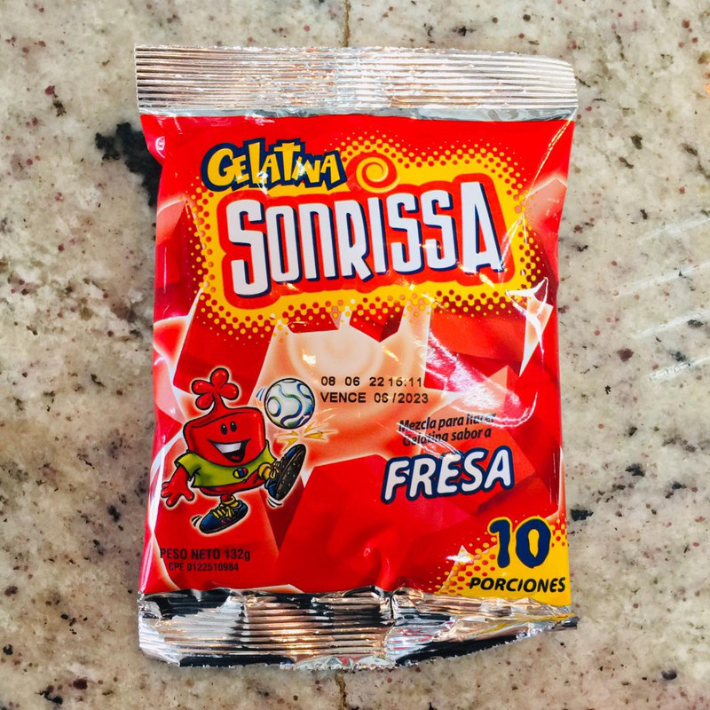 GELATINA SONRISSA SABOR A FRESA 132G